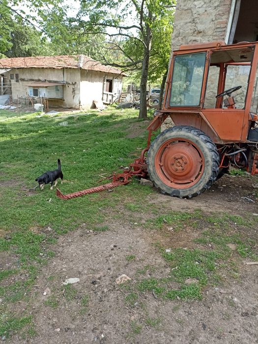 Трактор с палцова косачка