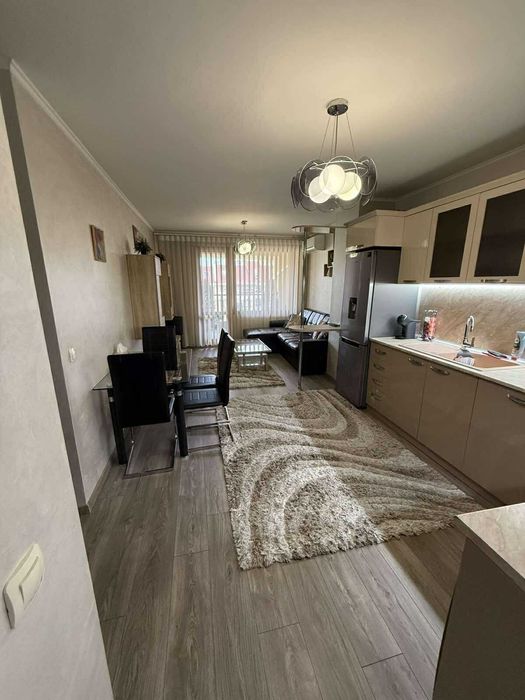 Дава се под наем Тристаен апартамент в София, Зона Б-18 - 100 кв.м за 1100 € - Снимка #4