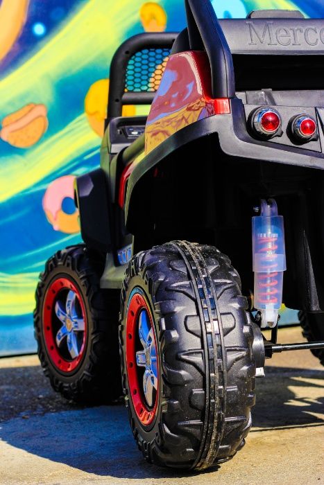 Masinuta electrica pt. 2 copii Mercedes Benz UNIMOG NOUA #Rosu