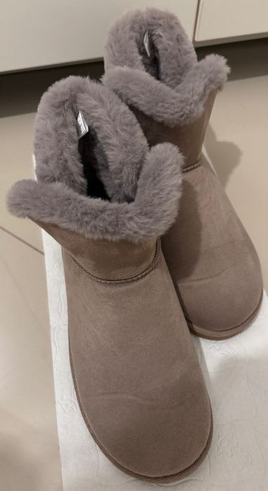 Стилни нови зимни обувки