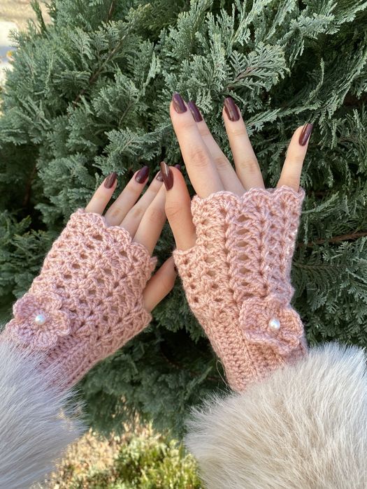 Ръчно плетени ръкавици