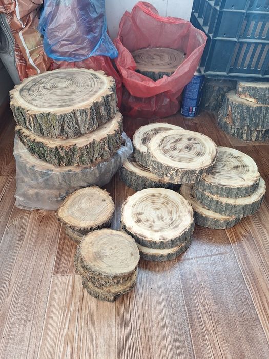 Продам спилы для подставки