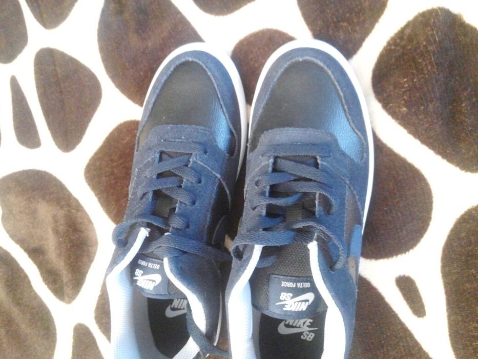 Adidasi Nike SB Delta Force, noi in cutie