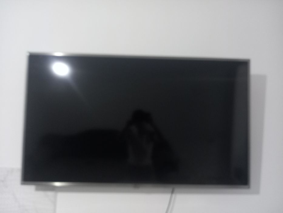 Продам смарт телевизор LG