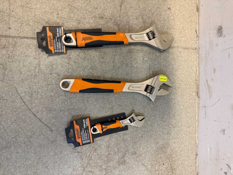 Свредла/Тресчотка/Пили/Клещи/Френски ключ/Шестограми/Ключ  к-т 12бр