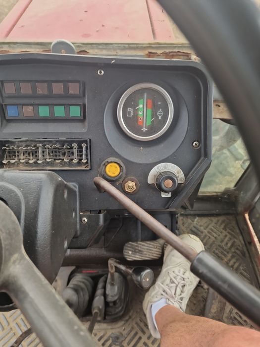 Massey Ferguson 699 4x4 , Perkins 6 cilindri, 100 CP