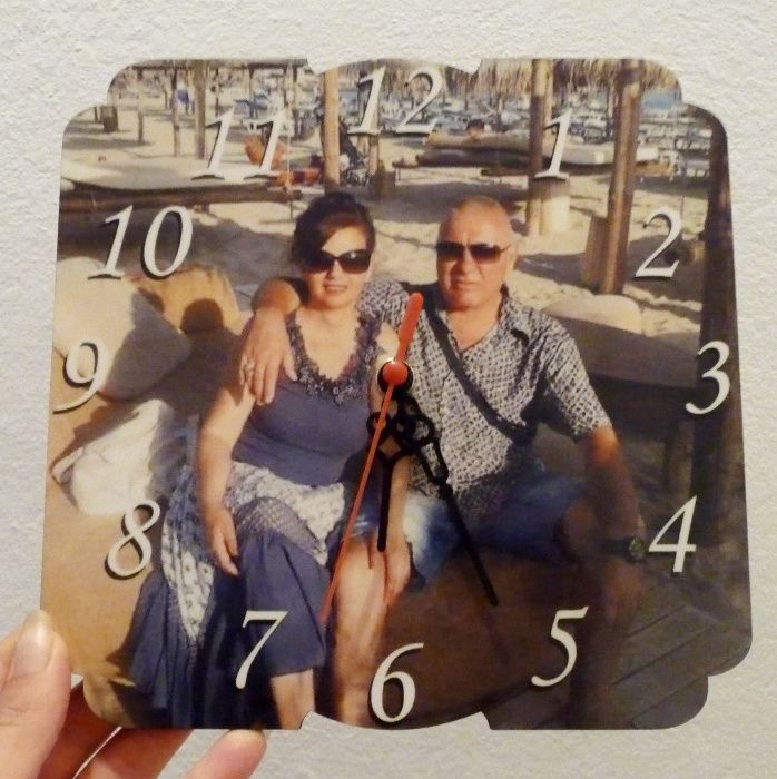 Стенен часовник със снимка и надпис - подарък за Свети Валентин