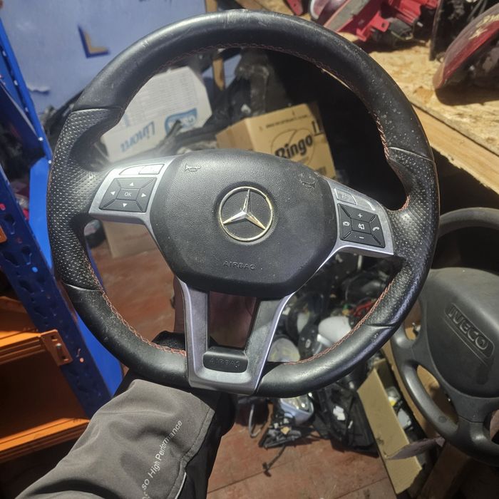 Волан за мерцедес w204 и други