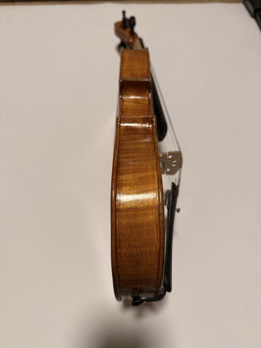 Vioara veche din anii 1900