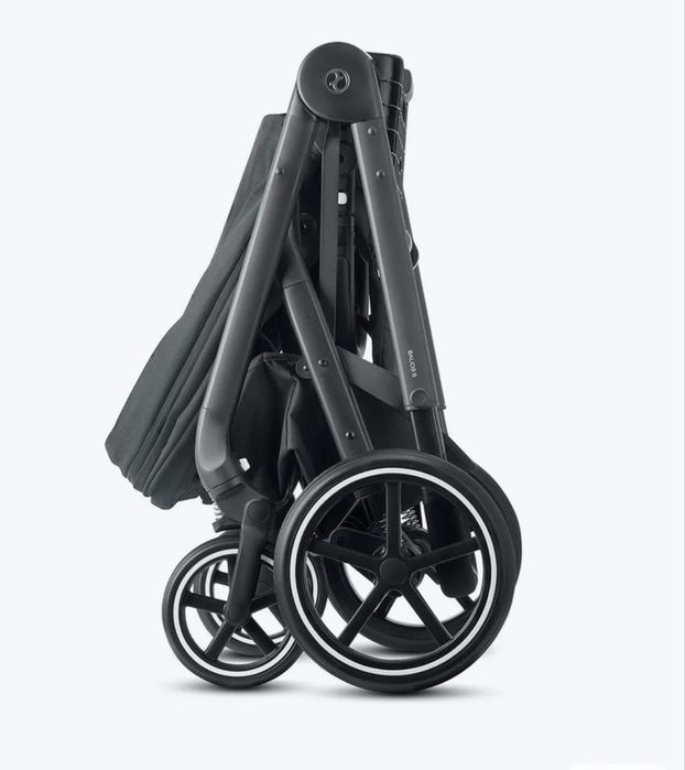 Продам коляску Cybex 3 в 1