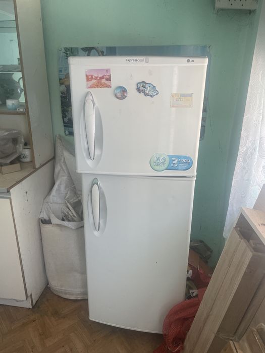 продам хододильник на запчасти