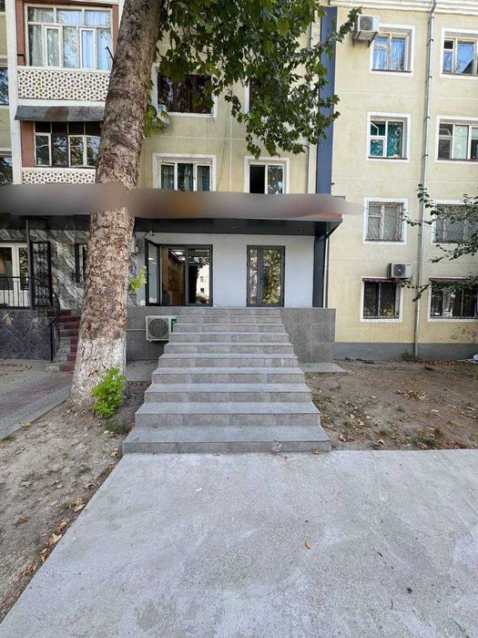 Продается нежилое помешение вдоль дороги! Ул Катартал! С готовым аренд