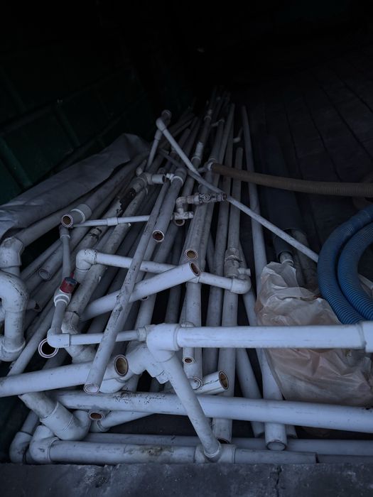 Продам трубы пластиковые, размер 40 б/у, возможна доставка