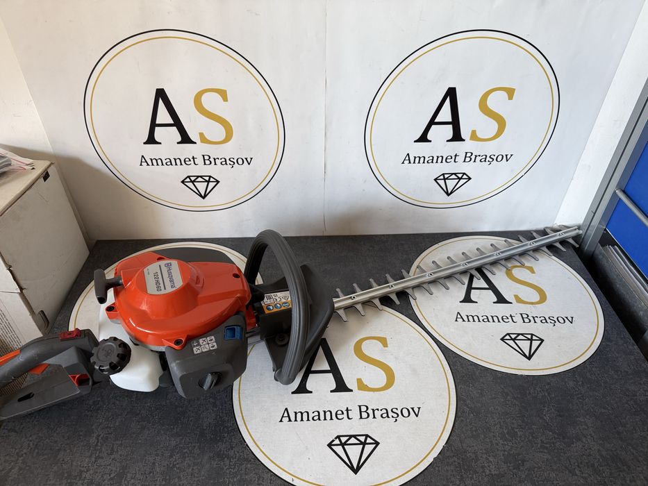 Foarfeca tuns gard viu Husqvarna 122HD60 lama 60cm ca Noua