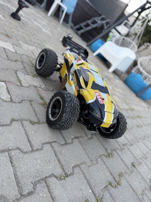 Automodel rc 1:5 benzina reely carbon fighter modificat
