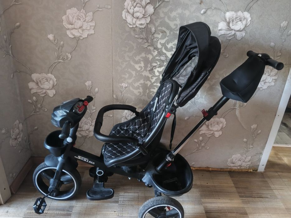 Детский велосипед с родительской ручкой