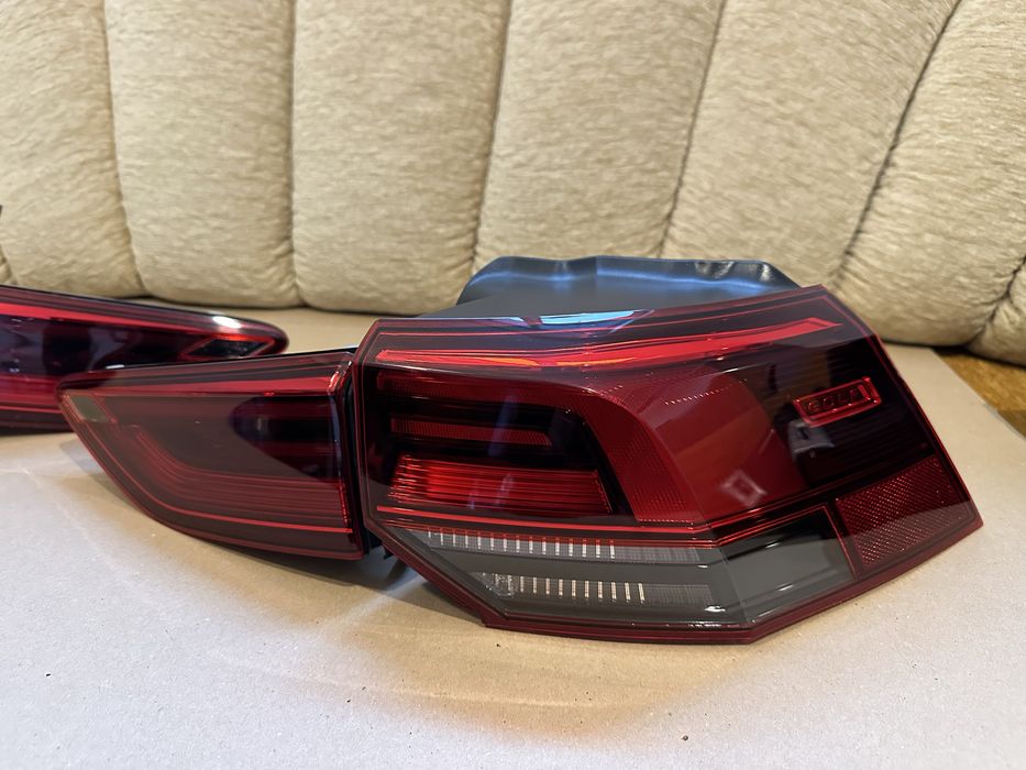 Stopuri / Triple VW Golf 8 Full led 2020-2024