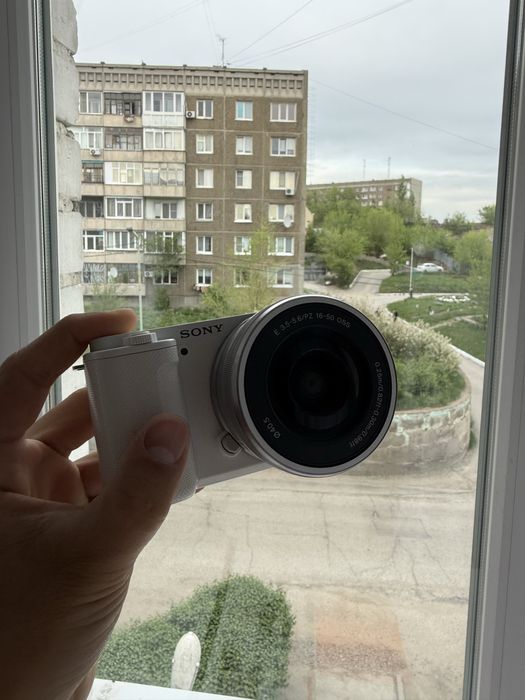 Камера Sony Zve10