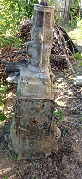 Piese Vw LT 2,4 Diesel anii '80 cutie viteze,  electromotor, etc