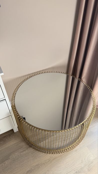 Холна маса Wire Uno Brass Ø80cm