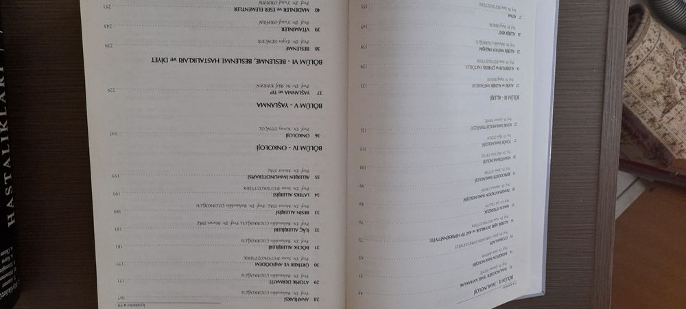 Лекарски книги  на турски език