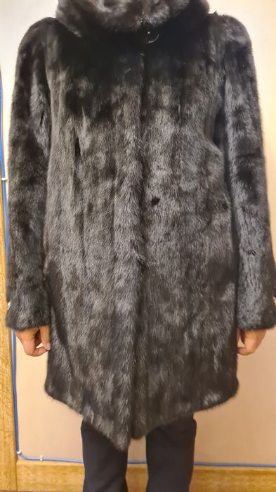 Шуба норковая женская.Срочно!