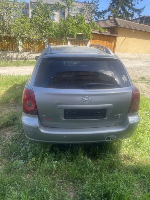Тойота Авенсис 2000  D4D -2008г