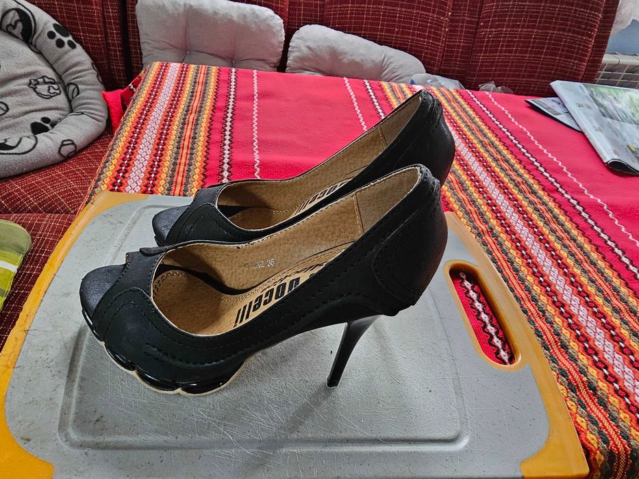 дамски обувки на ток, 37 номер