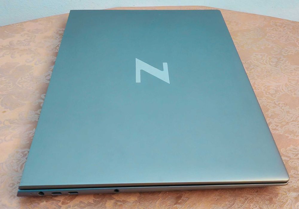 ZBook Studio 16/Intel Core i7-12700H/RTX A1000/16GB RAM/512 SSD/16 IPS