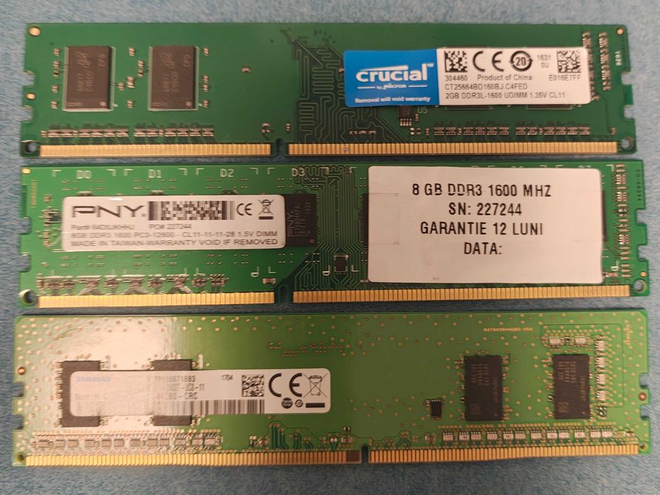 Diferite memorii RAM