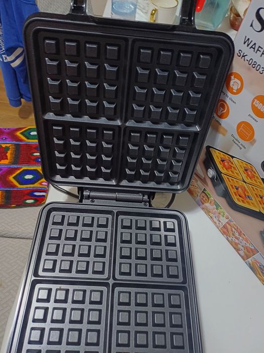 Продам вафельницу для венских вафель