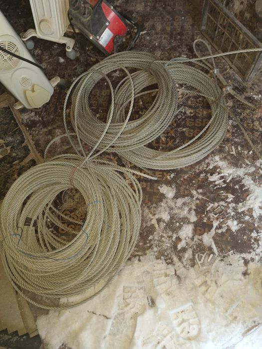 Продам трос для лебёдки  длиной  новый