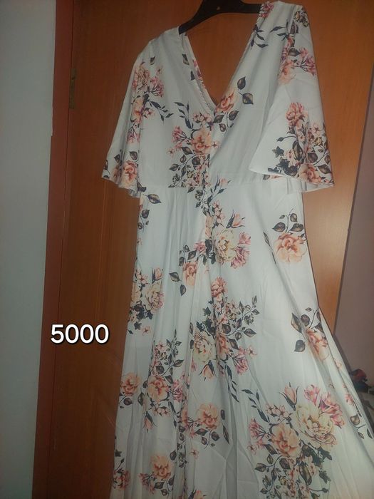 Продам платье разные модели