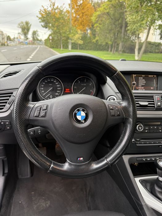BMW X1 2012 — imagine 3
