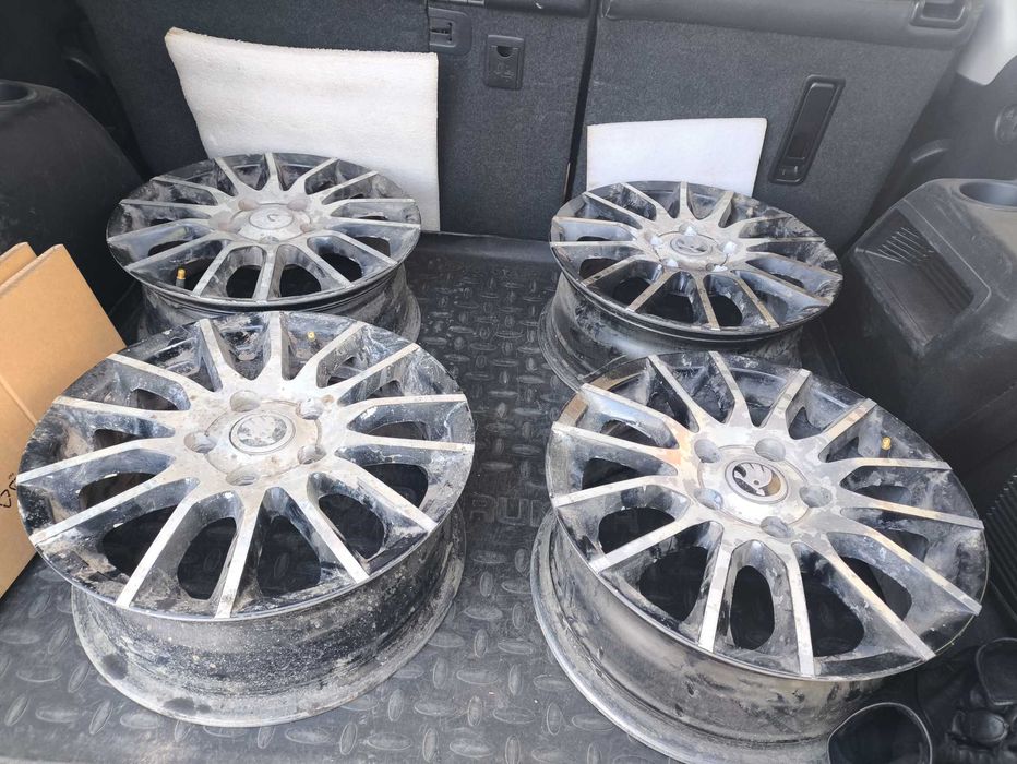 диски с летней резиной 15.