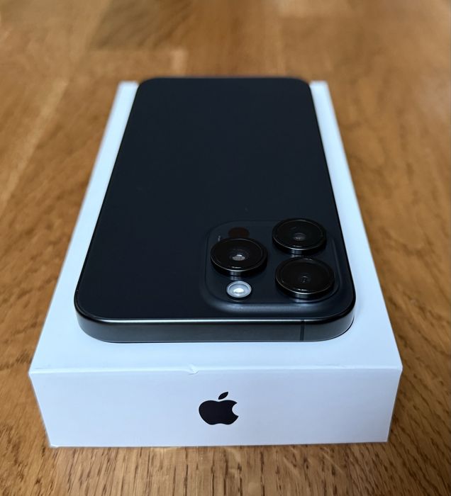 Apple iPhone 15 Pro Max 256GB Black Titanium не е 16 17 Pro Max Air