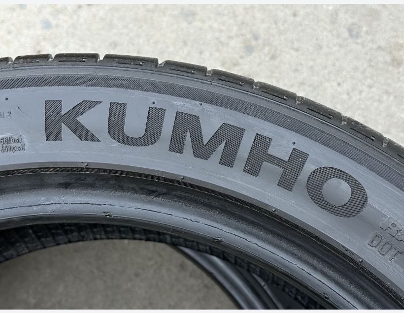 Шиный Kumho ecsta