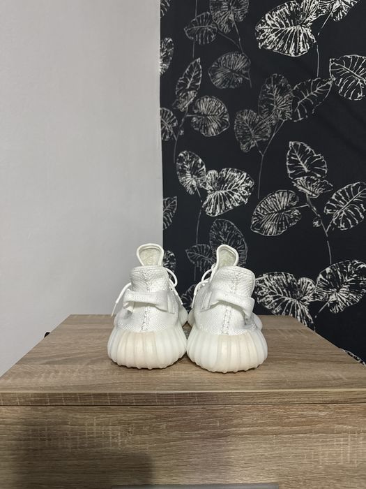 Yeezy 350 V2 Triple White