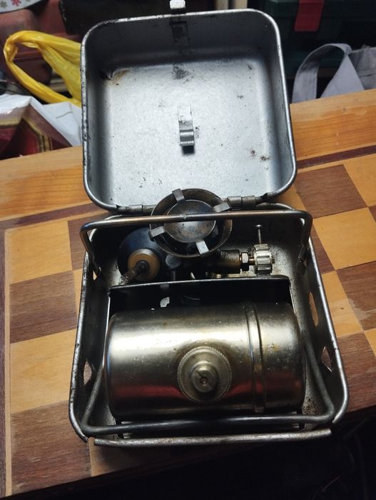 Руски примус на бензин