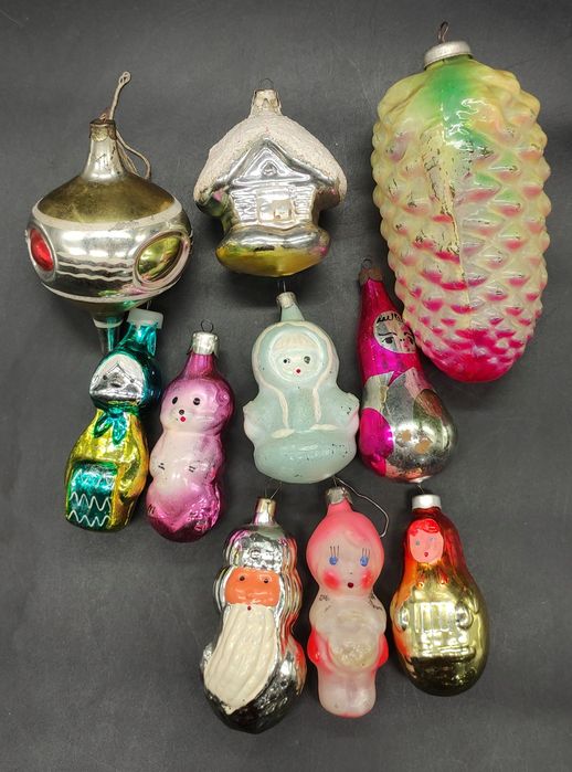 Ёлочные стеклянные игрушки