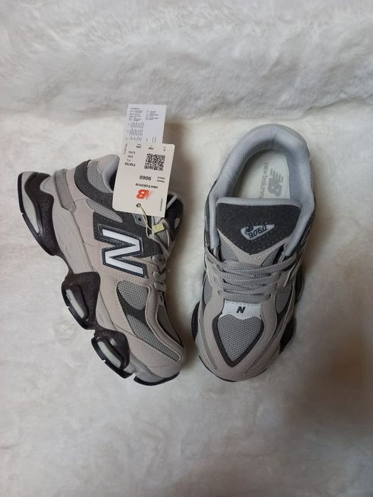 Ugg-uri diferite modele