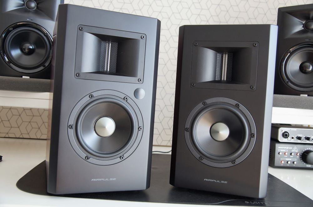 Edifier airpulse A200 — как новые, включались 1 раз, цена окончательна