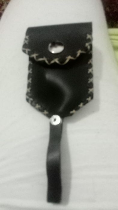 Port chei, din piele