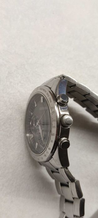 Часовник Guess watch