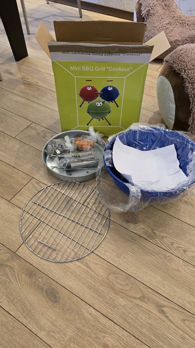 Преносима скара за пикник, плътна с подвижни крака,  Cookout BBQ