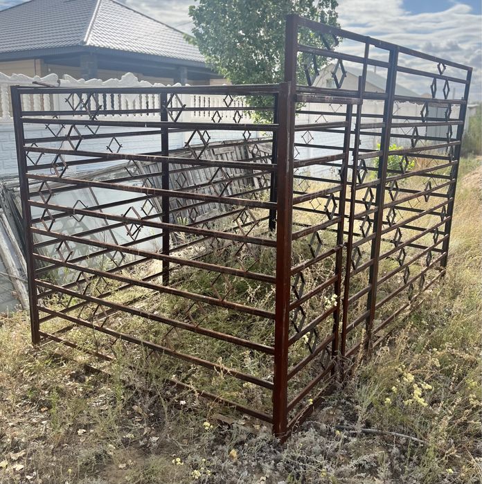 Продам железную клетку