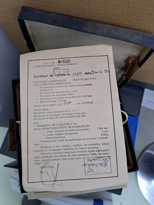 Proiector diafilme Diascol