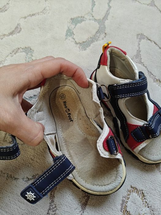 Босоножки для мальчика 25р