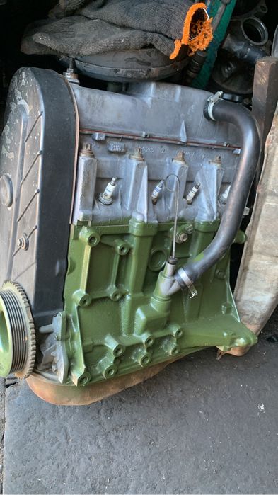 Двигатель 8 клапан 1.6 Ваз