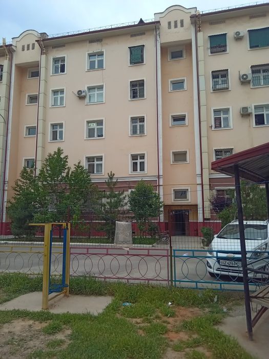 Срочно своя 2 ком.квартира на 2 этаже 5 этажного кирпичного дома.